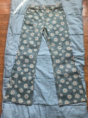 BDG Women’s Floral Daisy Print Mid Rise Denim Jeans
